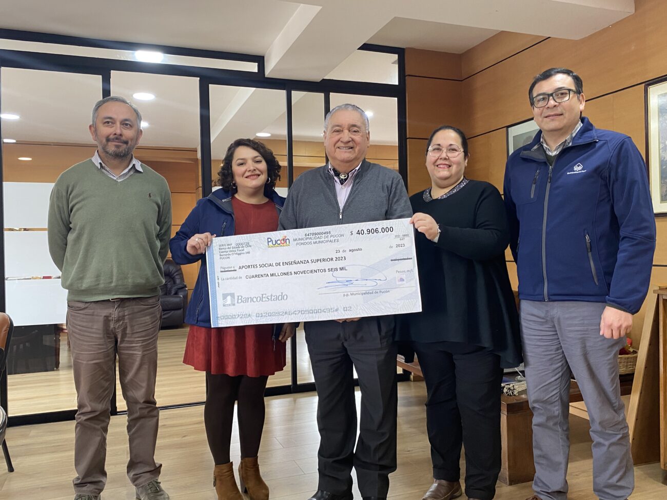 EN PUCÓN ENTREGARÁN APORTE SOCIAL A ESTUDIANTES DE ENSEÑANZA SUPERIOR – Website de la Municipalidad de Pucón