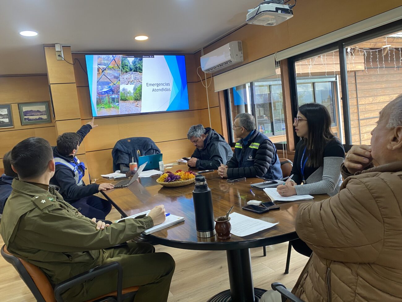 MUNICIPIO DE PUCÓN Y EQUIPOS DE EMERGENCIA SE PREPARAN ANTE NUEVO SISTEMA FRONTAL EN LA ZONA LACUSTRE – Website de la Municipalidad de Pucón
