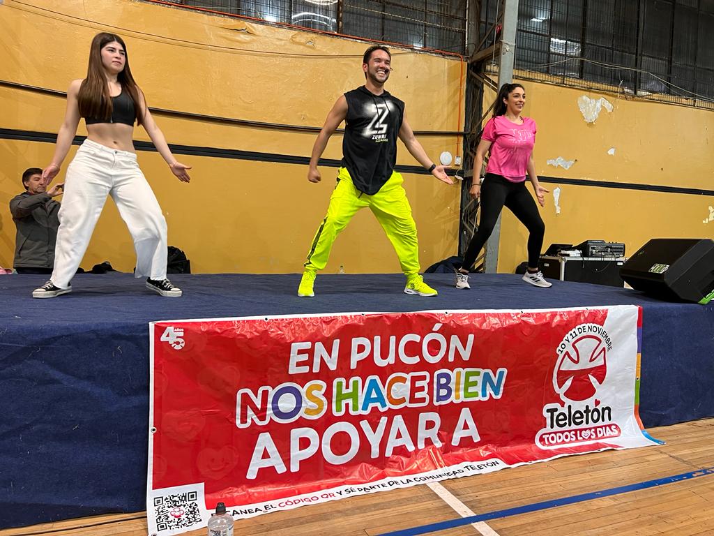 PUCÓN REALIZÓ ZUMBATÓN VS AXÉ POR LA TELETÓN – Website de la Municipalidad de Pucón