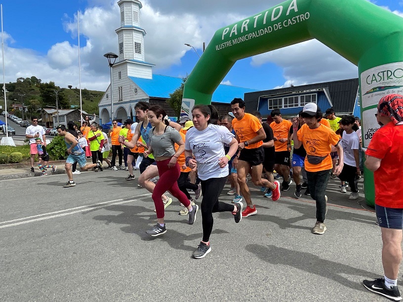 Vecinos y vecinas de Rilán se reúnen en la 6ta Corrida Familiar
