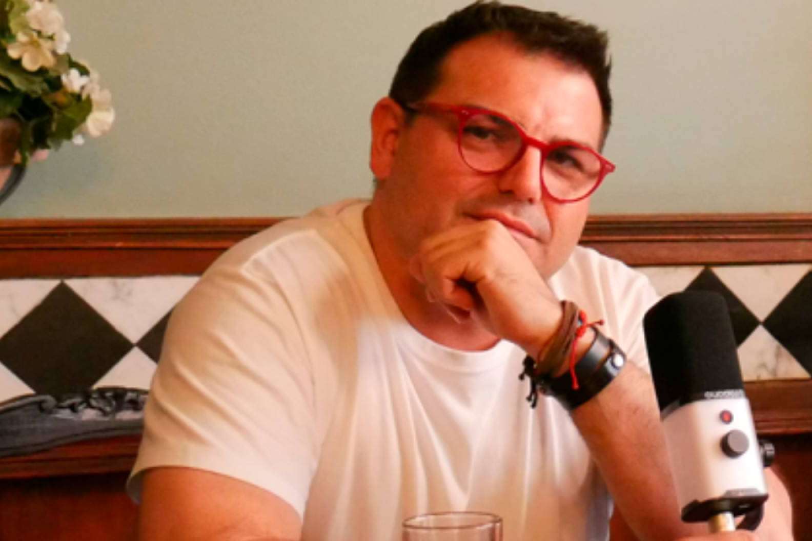 Externalización de la Gerencia General; liderar sin estar dentro, transformar desde afuera