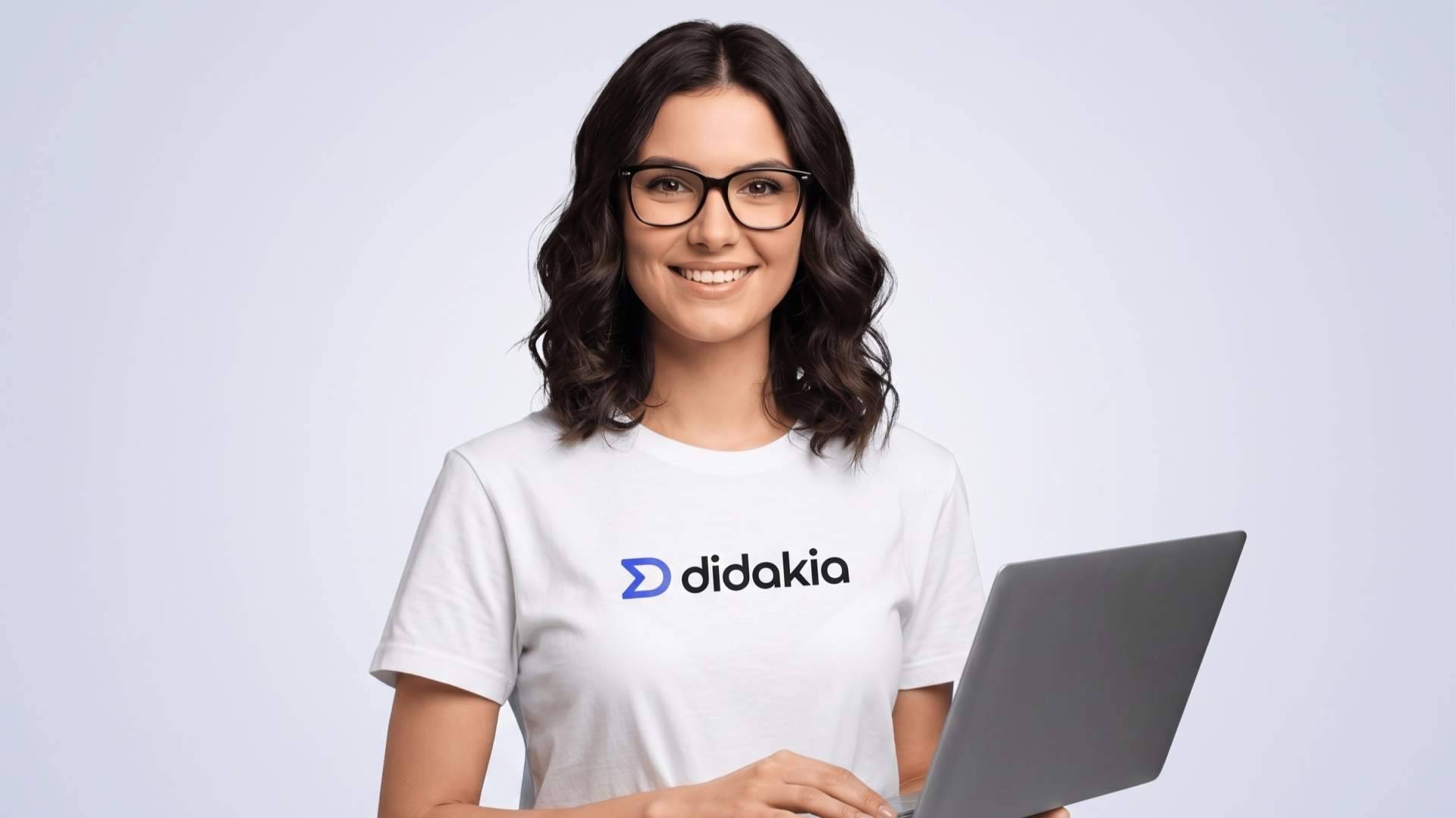 Didakia llega a LATAM y España como la primera escuela online para profesionales del sector educativo